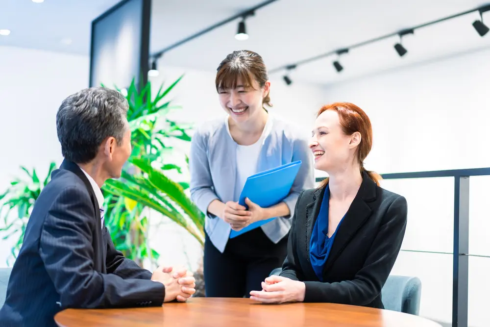 Difference Between Community Interpreting and Public Service Interpreting